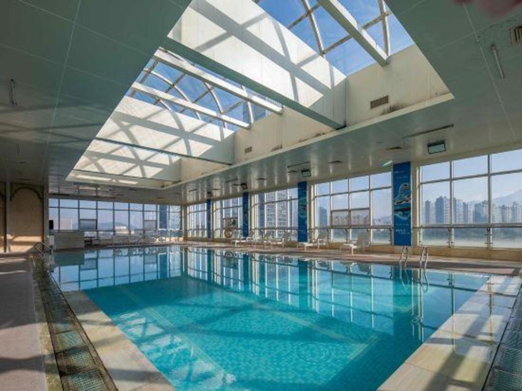 New Century Grand Hotel Ninghai Jinhai Buitenkant foto